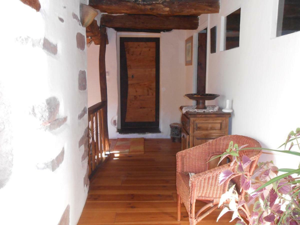 Chambre D'Hotes Des Monts Saint-Izaire 外观 照片